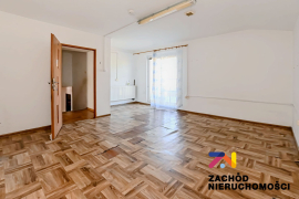 Dwa budynki usługowe pow. 763 m2-